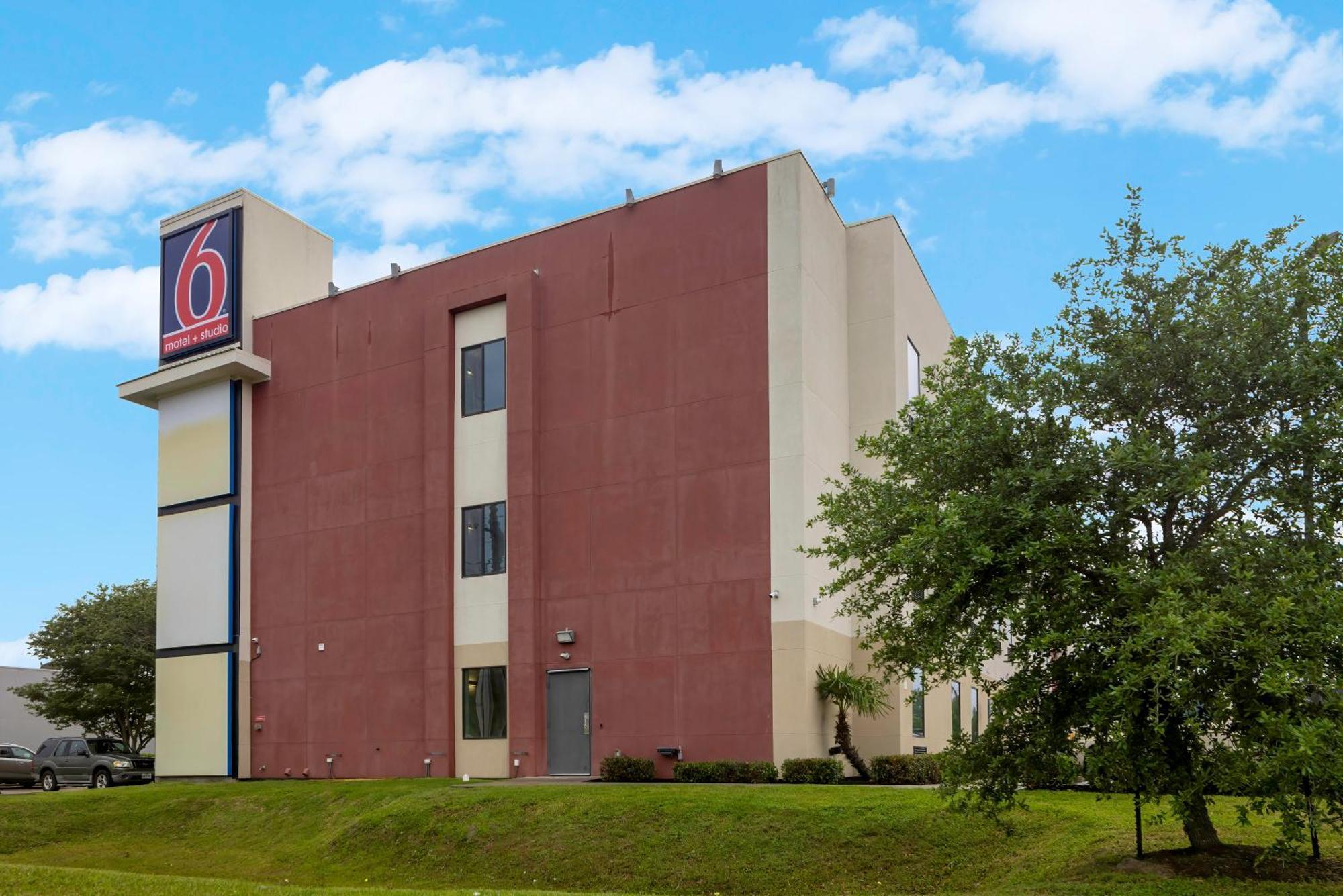 Motel 6 Texas City I-45 Exterior photo